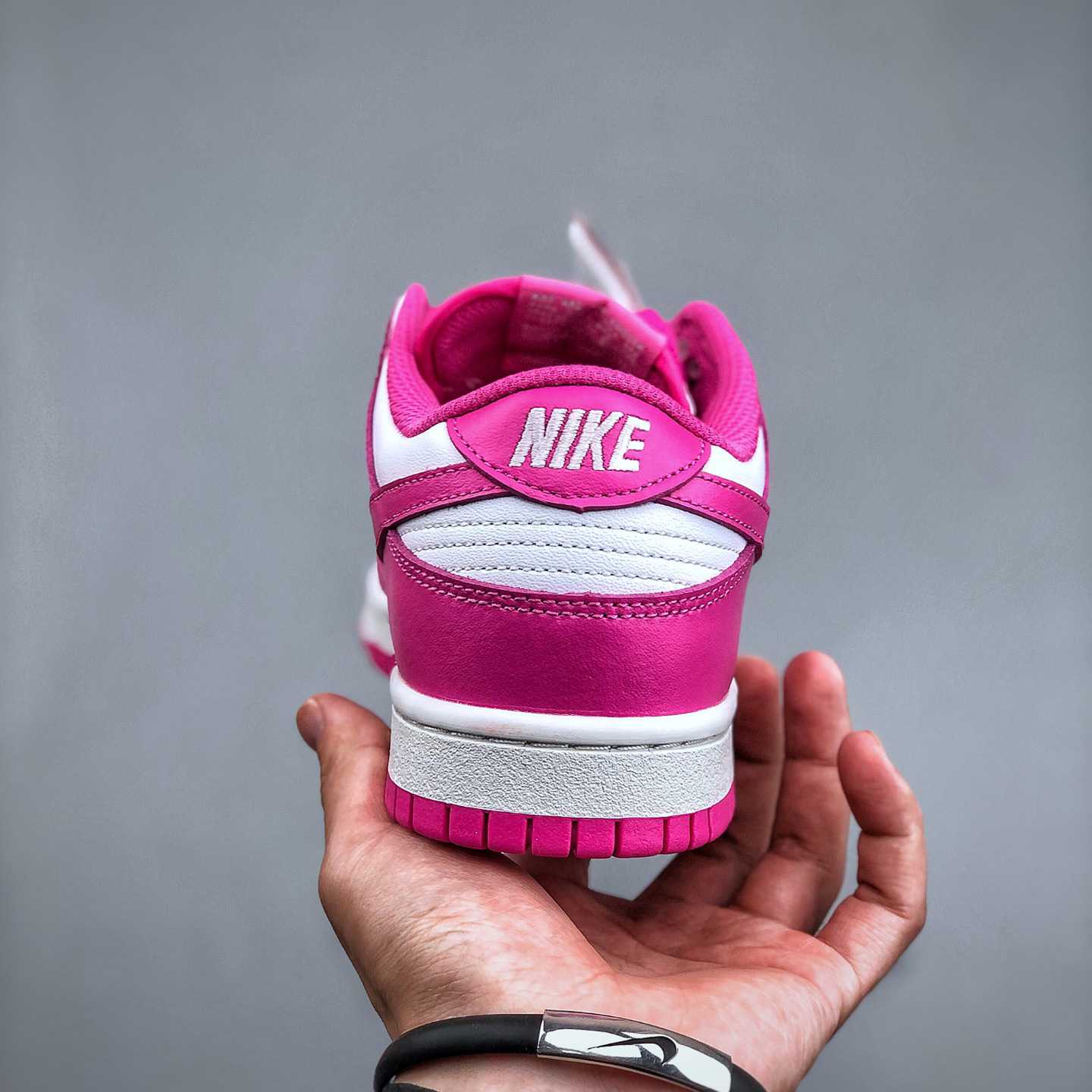 Nike Nk Dunk Low  Sneakers        FJ0704-100 - FashionPlug