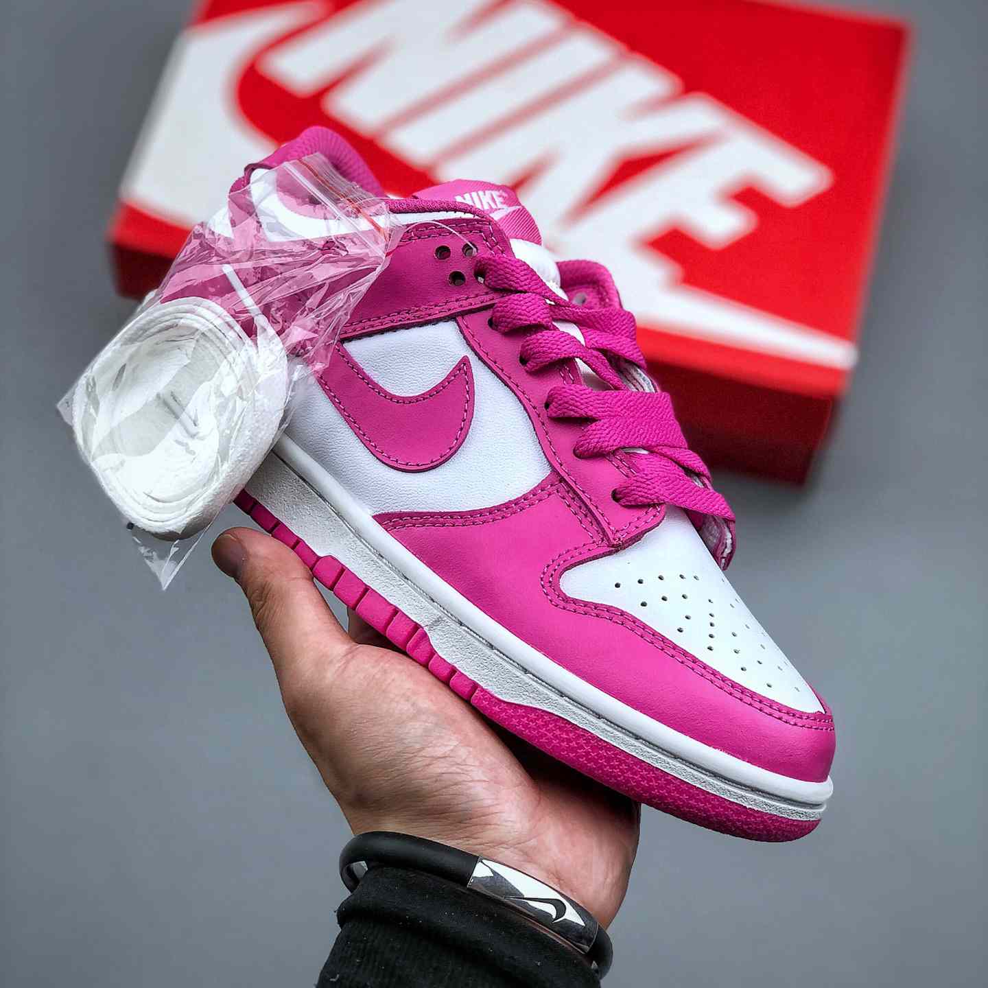 Nike Nk Dunk Low  Sneakers        FJ0704-100 - FashionPlug