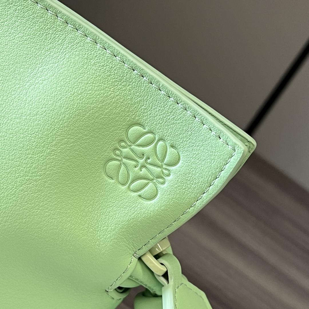 Loewe Flamenco Clutch In Nappa Calfskin - FashionPlug