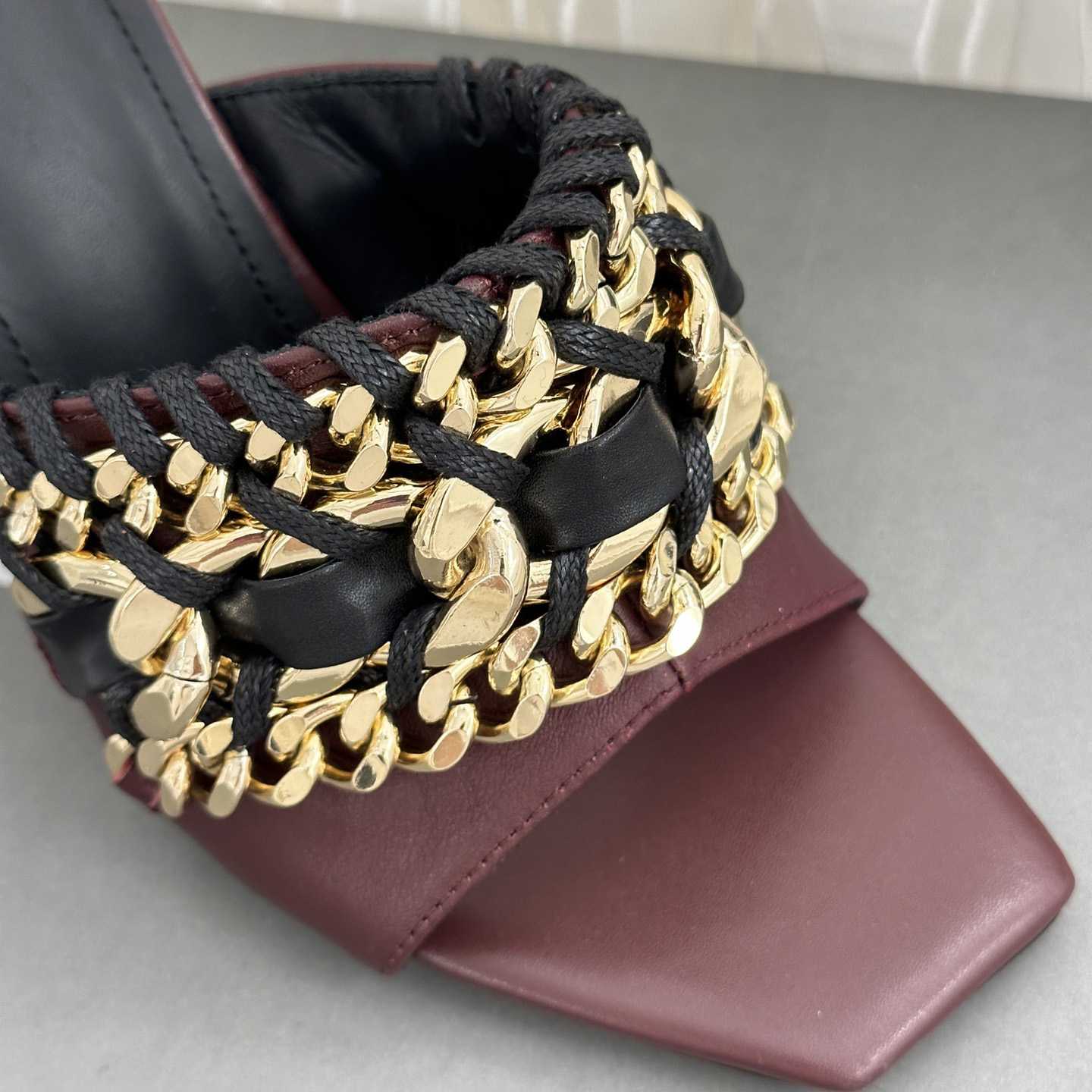 Balmain Chain-link Detail 110mm Pumps - FashionPlug