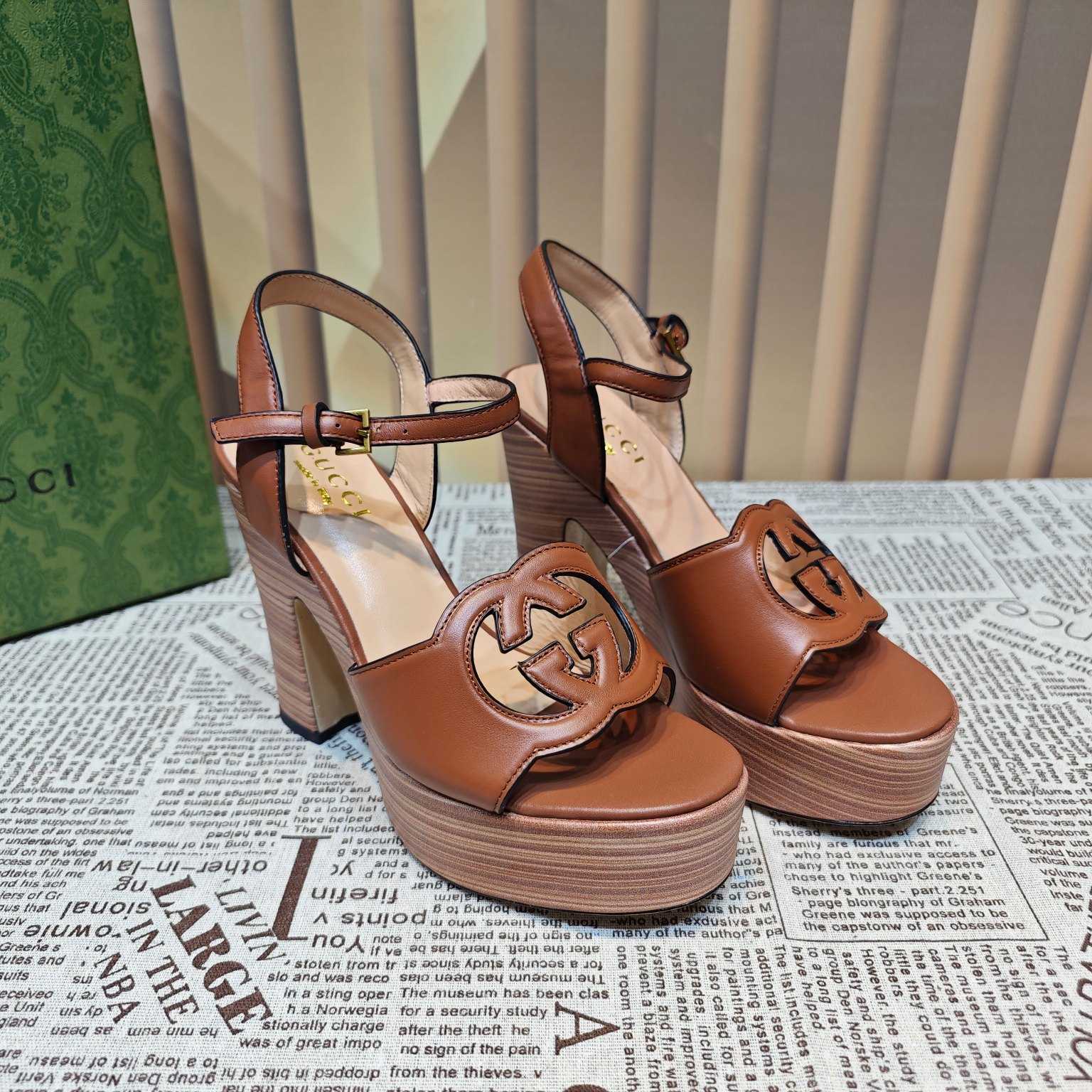 Gucci Women's Interlocking G Studs Sandal - FashionPlug