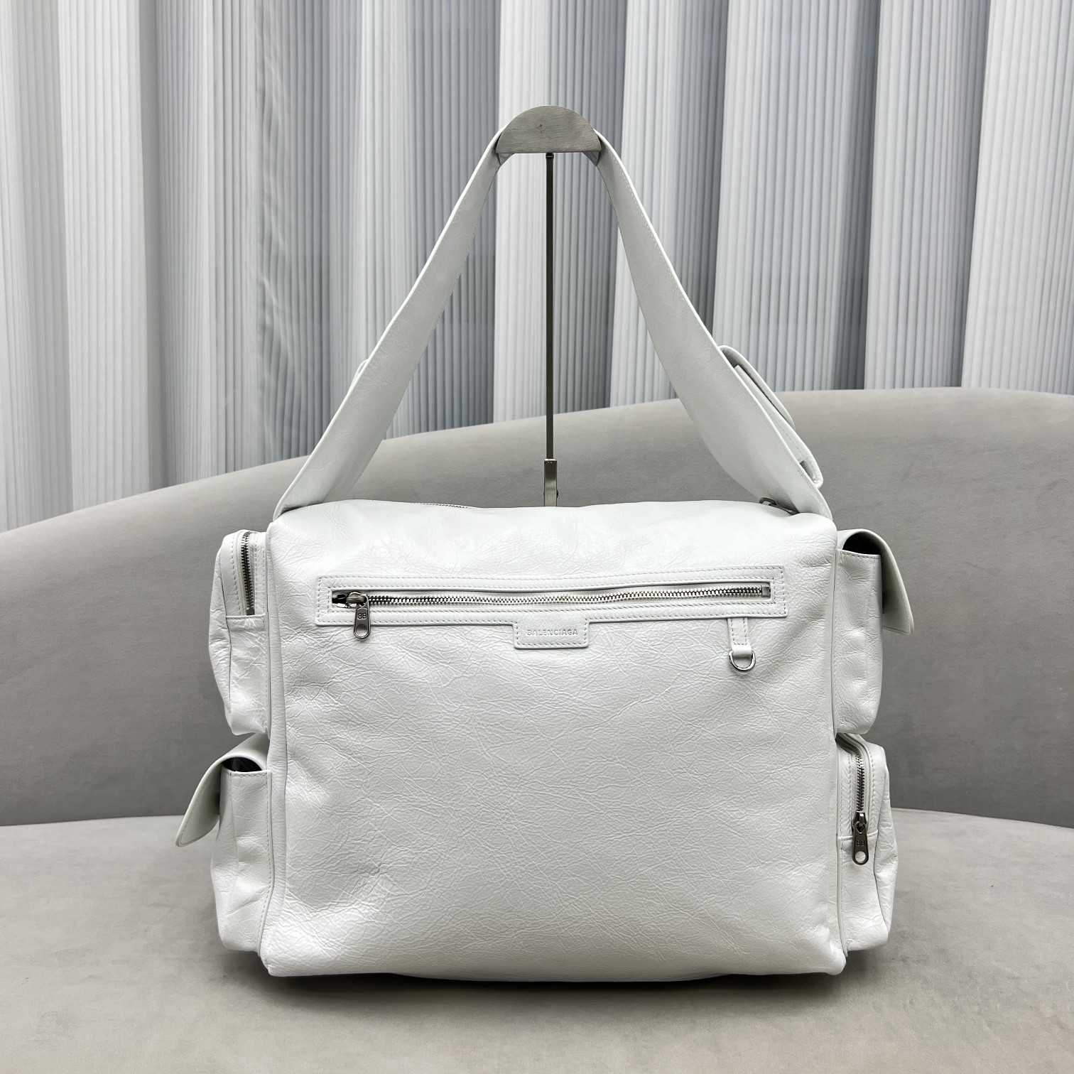 Balenciaga Logo Zipped Shoulder Bag(40x28x18cm) - FashionPlug