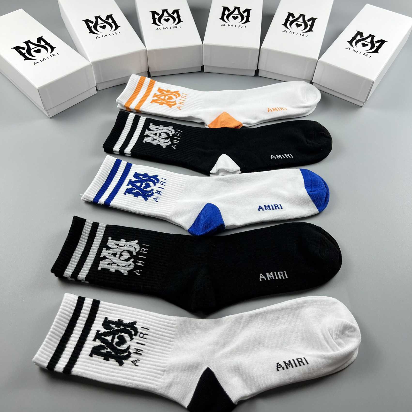 Amiri Socks /Box - FashionPlug