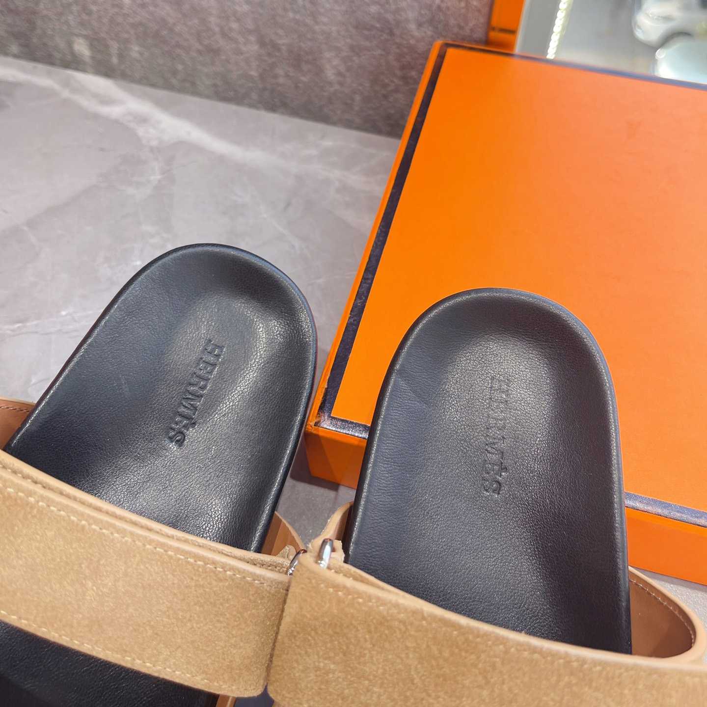 Hermes Authenticated Chypre Sandal  - FashionPlug