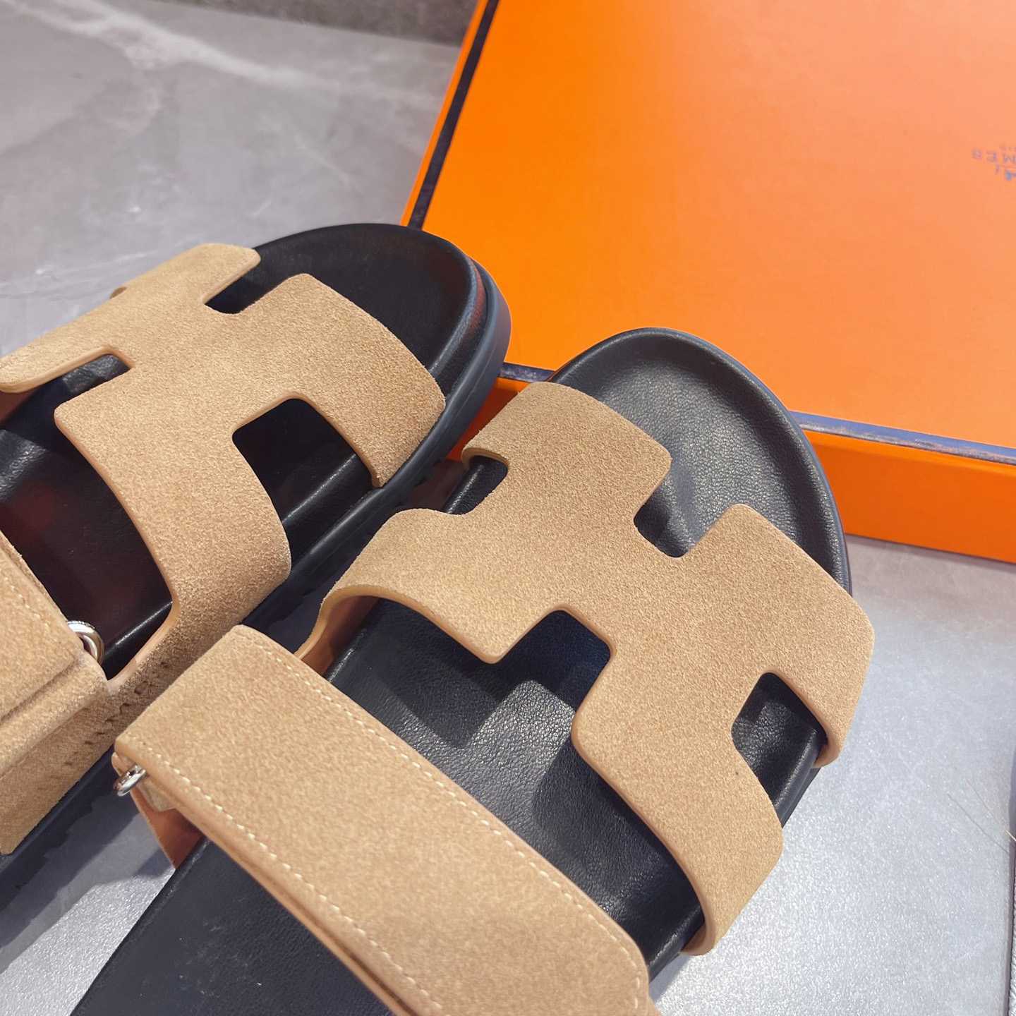 Hermes Authenticated Chypre Sandal  - FashionPlug
