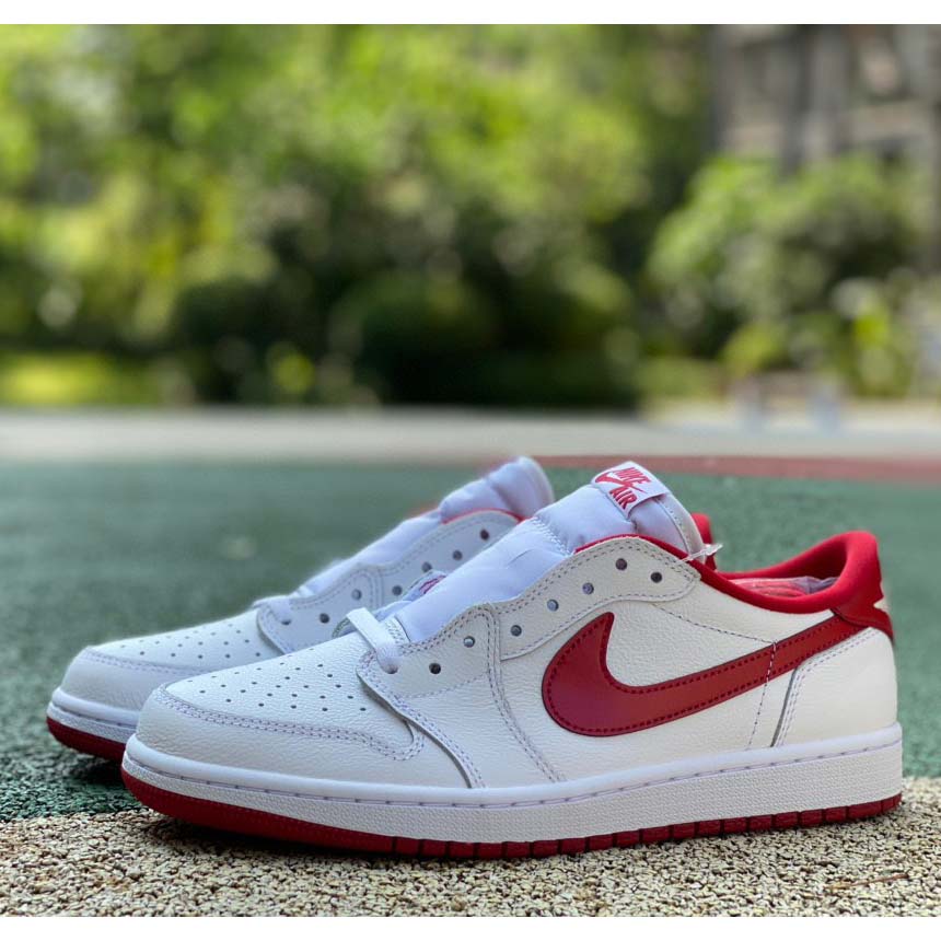 Air Jordan 1 Retro Low Sneaker     705329-101 - FashionPlug