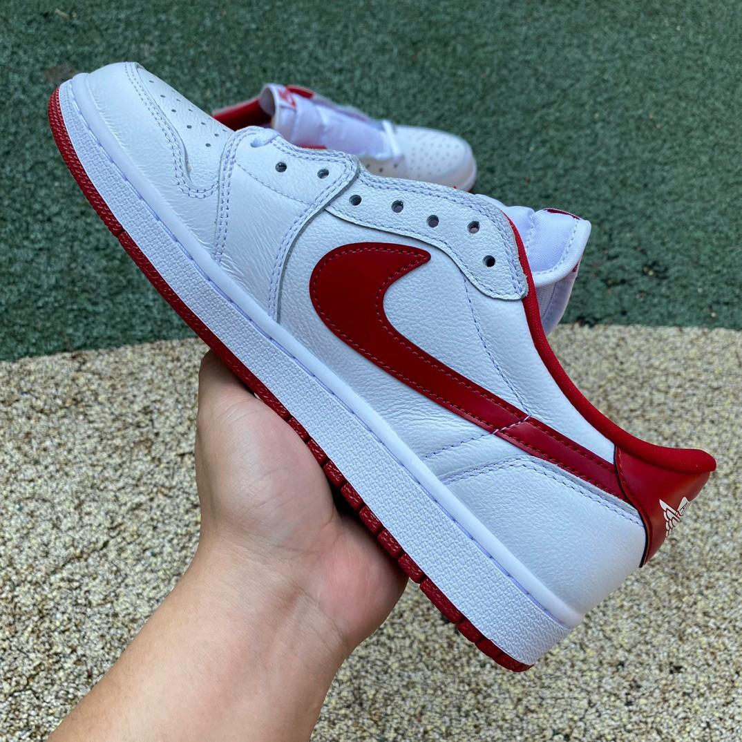 Air Jordan 1 Retro Low Sneaker     705329-101 - FashionPlug