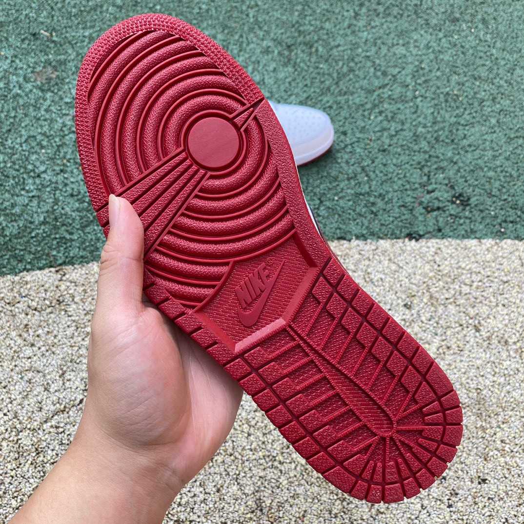 Air Jordan 1 Retro Low Sneaker     705329-101 - FashionPlug