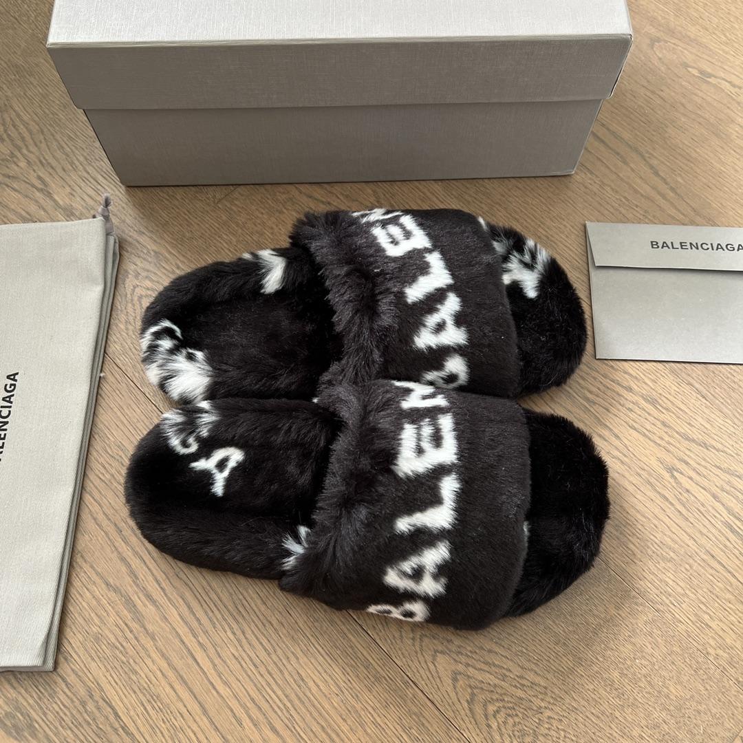 Balenciaga Faux fur Logo Slippers - FashionPlug