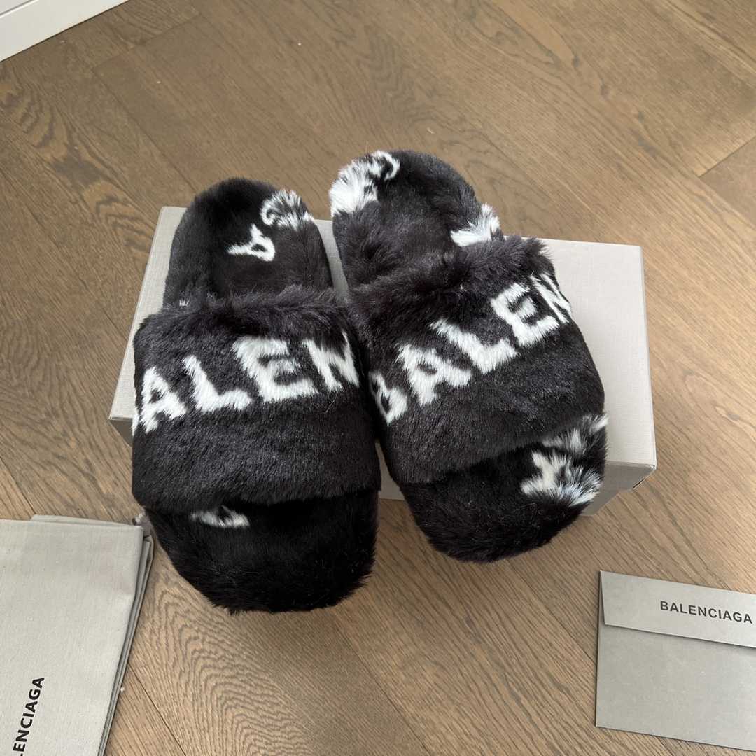 Balenciaga Faux fur Logo Slippers - FashionPlug