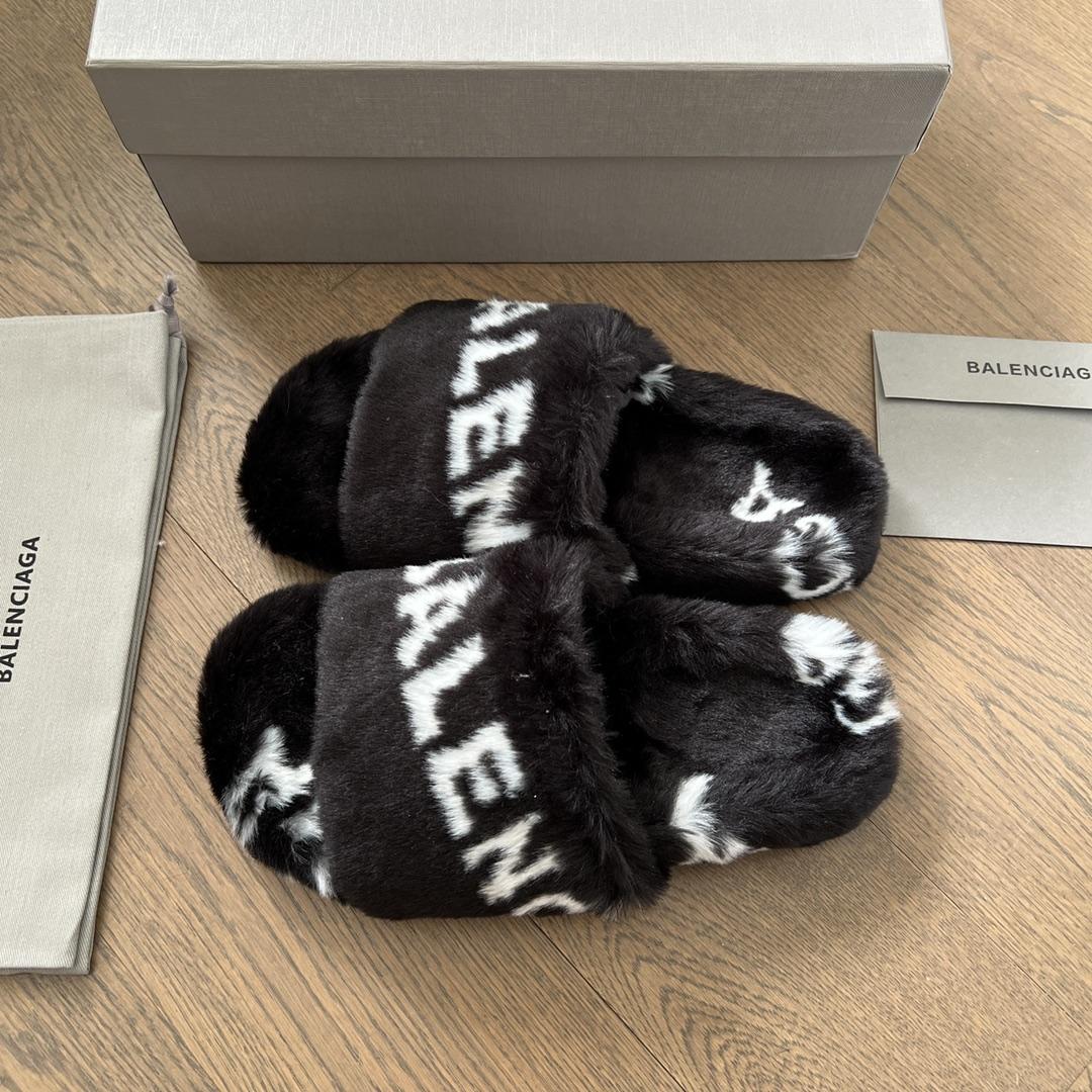 Balenciaga Faux fur Logo Slippers - FashionPlug