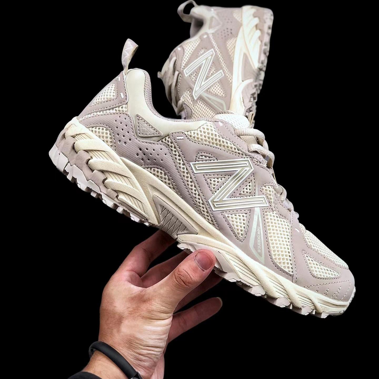 New Balance ML610 Sneakers    - FashionPlug