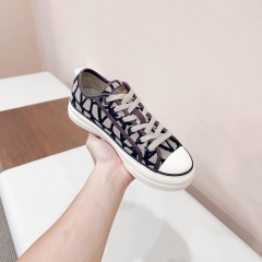 Valenti Toile Iconographe Totaloop Low-top Sneaker - FashionPlug