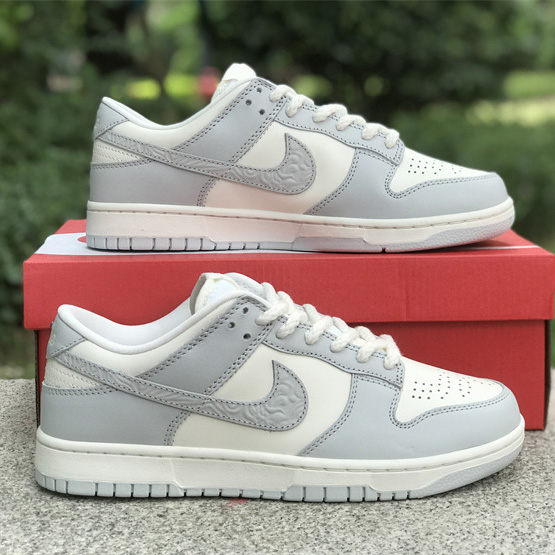 Nike Dunk Low Sneaker       FJ4553-133 - FashionPlug