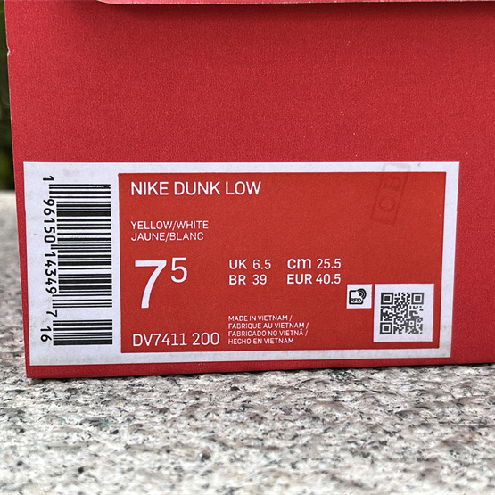 Nike Dunk Low WMNS “Gold Suede” Sneaker       DV7411-200 - FashionPlug