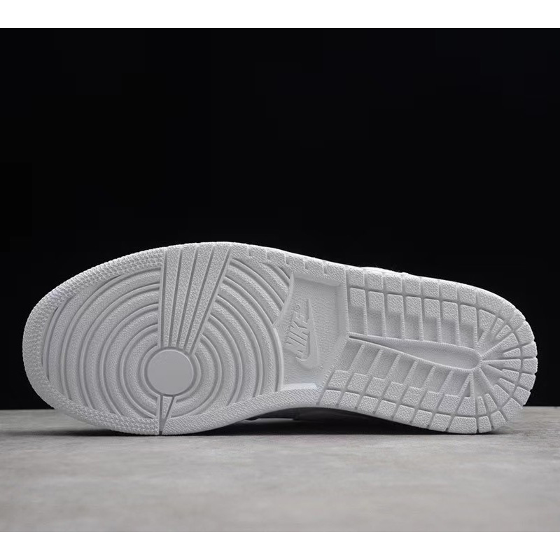 Air Jordan 1 Low Sneaker   553558-170 - FashionPlug