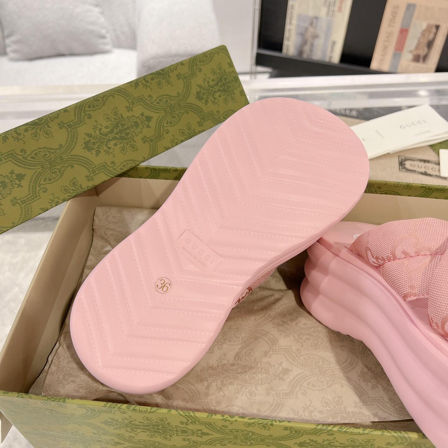 Gucci Women's GG Platform Slide Sandal - FashionPlug