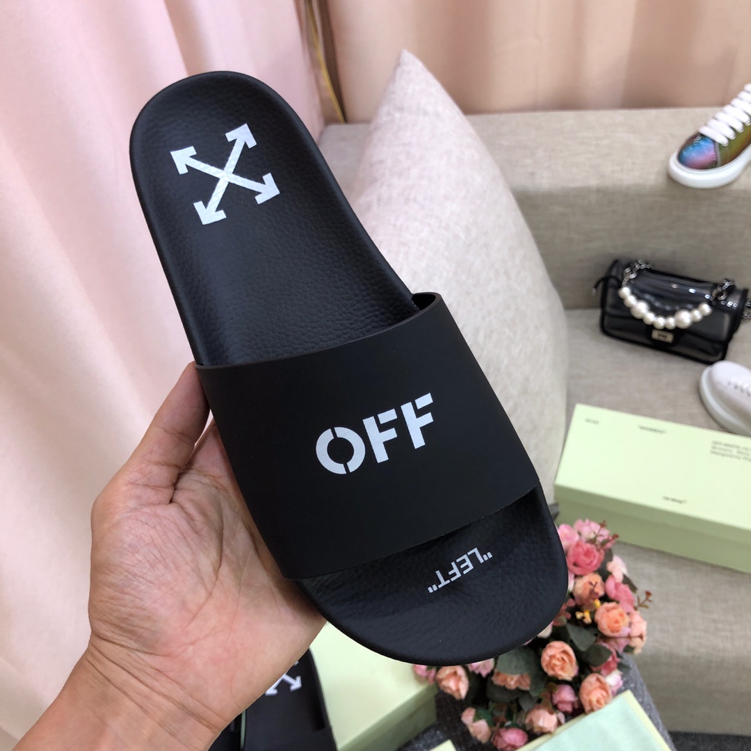 Off White Printed Pool Slider - FashionPlug