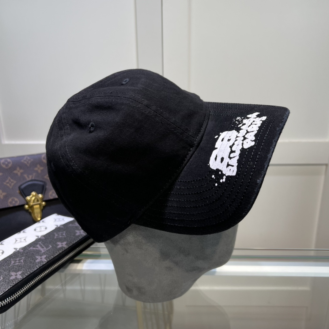 Balenciaga Hand Drawn BB Icon Cap In Black - FashionPlug