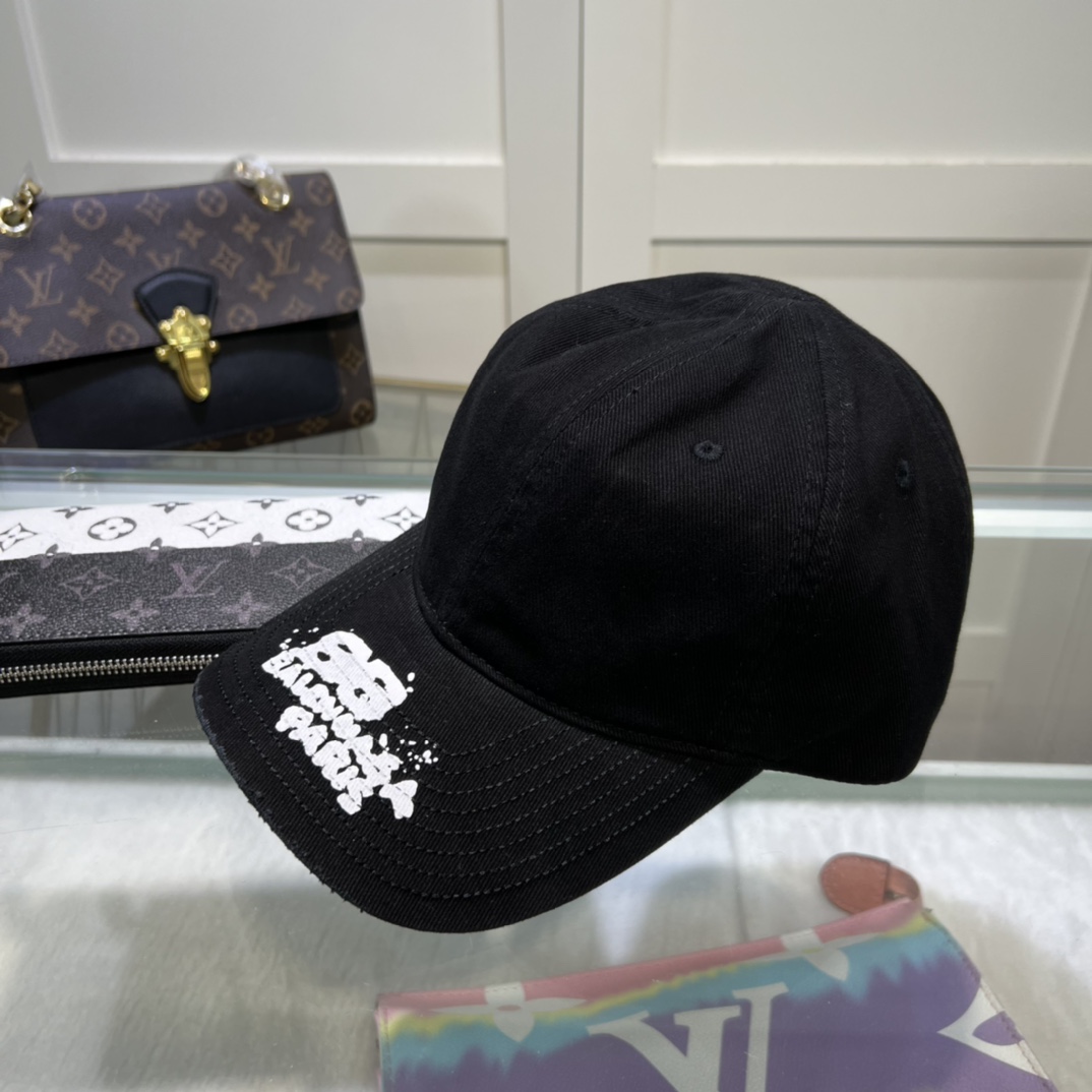 Balenciaga Hand Drawn BB Icon Cap In Black - FashionPlug