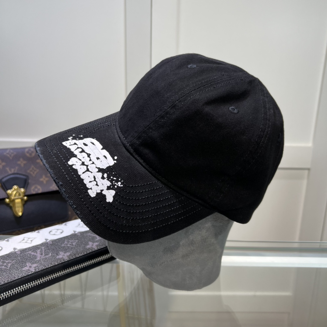Balenciaga Hand Drawn BB Icon Cap In Black - FashionPlug