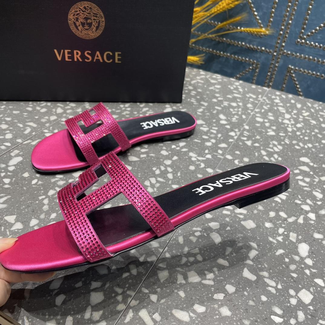 Versace Greca Maze Crystal Flat Sandals - FashionPlug