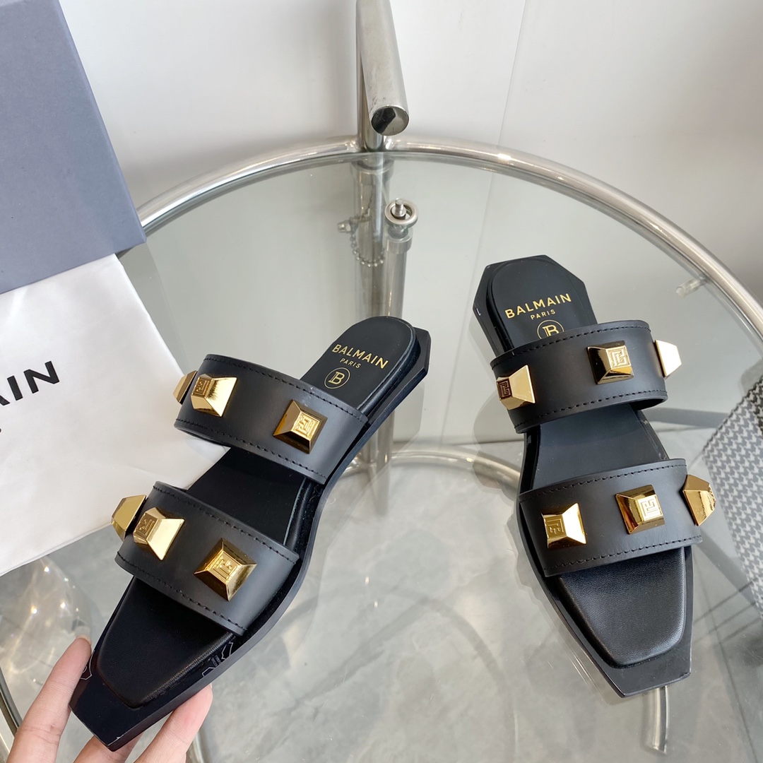 Balmain Ana Studded Leather Slides - FashionPlug