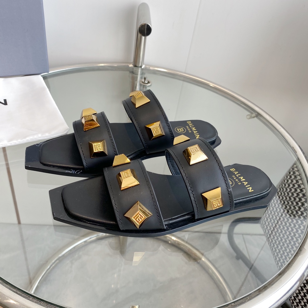 Balmain Ana Studded Leather Slides - FashionPlug