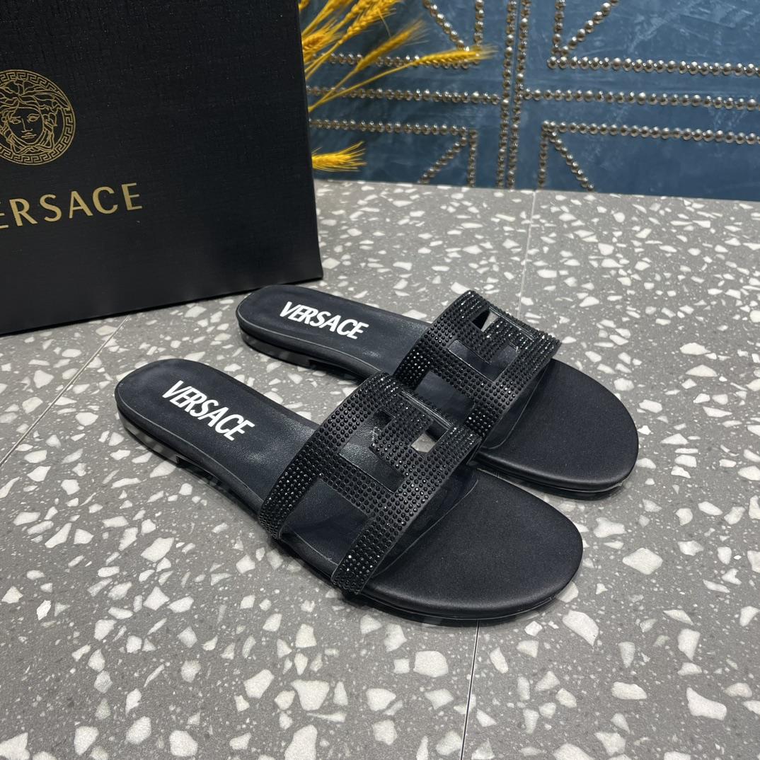 Versace Greca Maze Crystal Flat Sandals - FashionPlug
