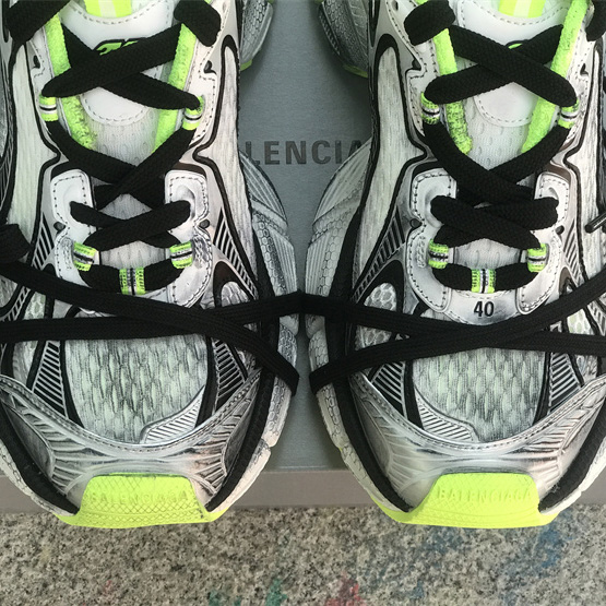 Balenciaga 3XL Trainers - FashionPlug