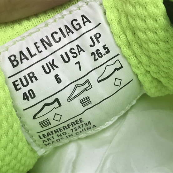 Balenciaga 3XL Trainers - FashionPlug