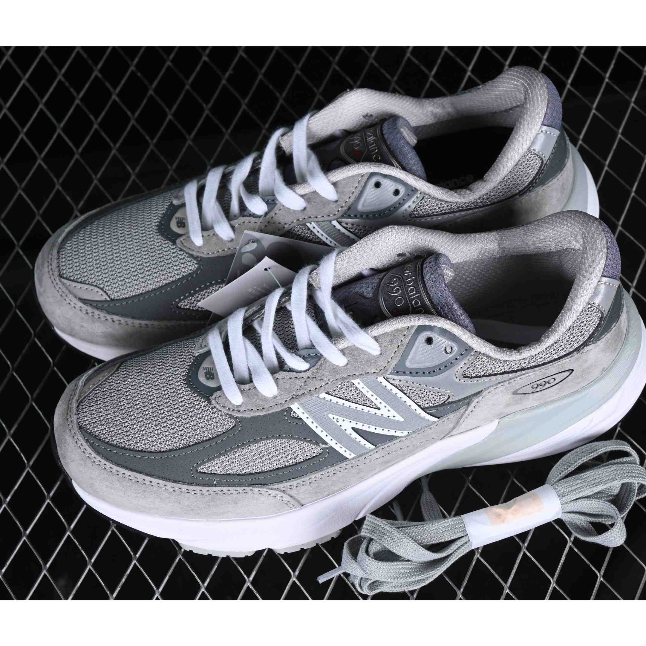 New Balance Made In USA M990  Sneaker  - FashionPlug