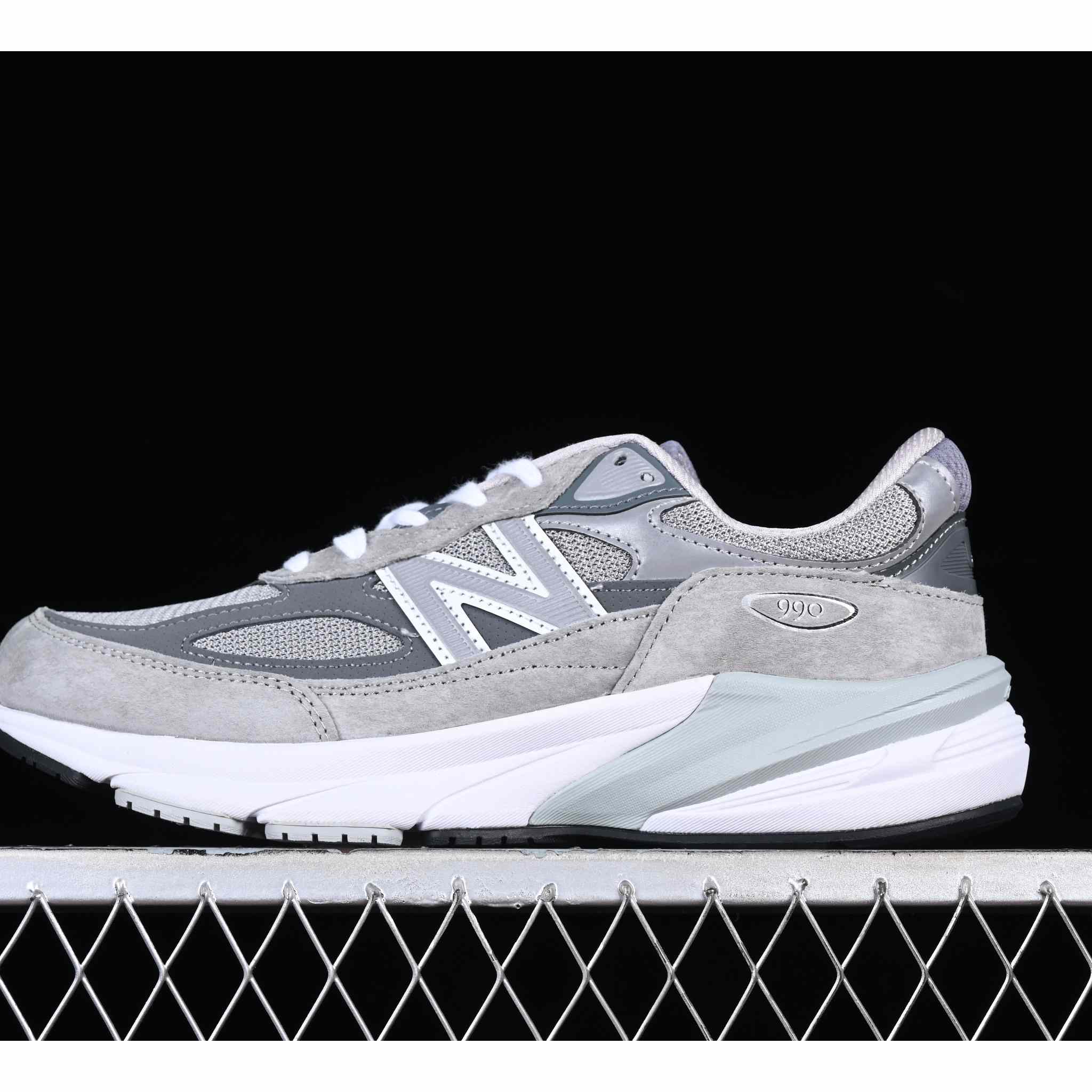 New Balance Made In USA M990  Sneaker  - FashionPlug