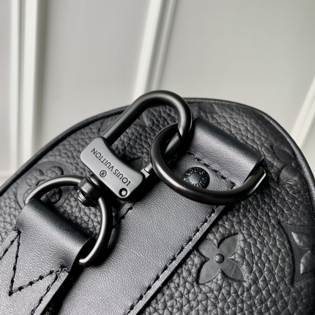 Louis Vuitton CKeepall Bandoulière 25 Taurillon Monogram (25x15x11CM)   M20900 - FashionPlug
