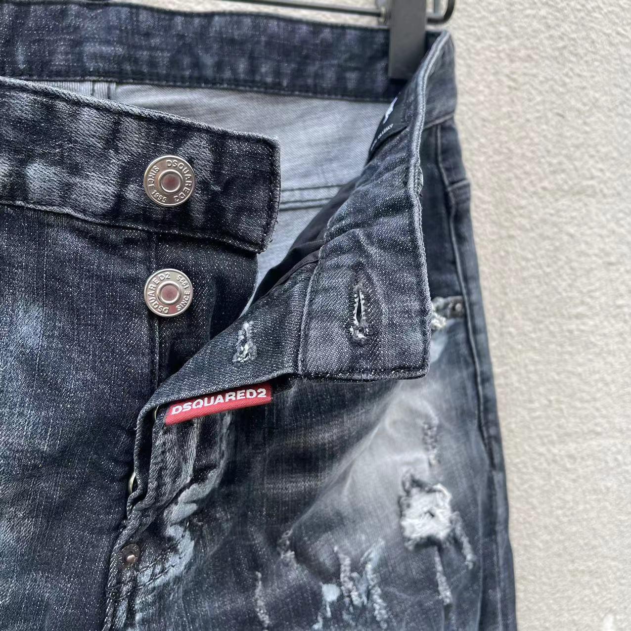 Dsquared2 Denim Jeans   C010 - FashionPlug