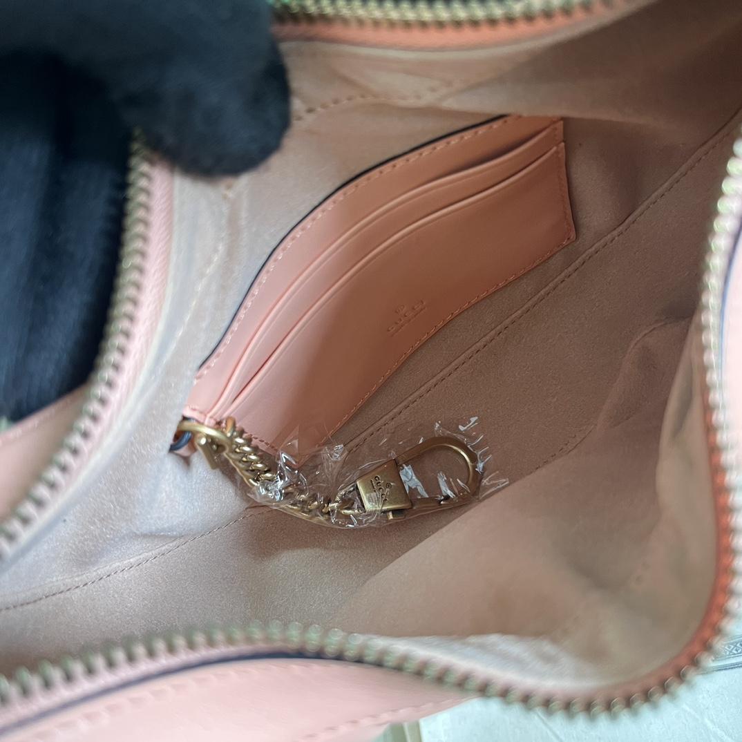 Gucci GG Marmont Matelassé Mini Bag(21.5-11-5cm) - FashionPlug