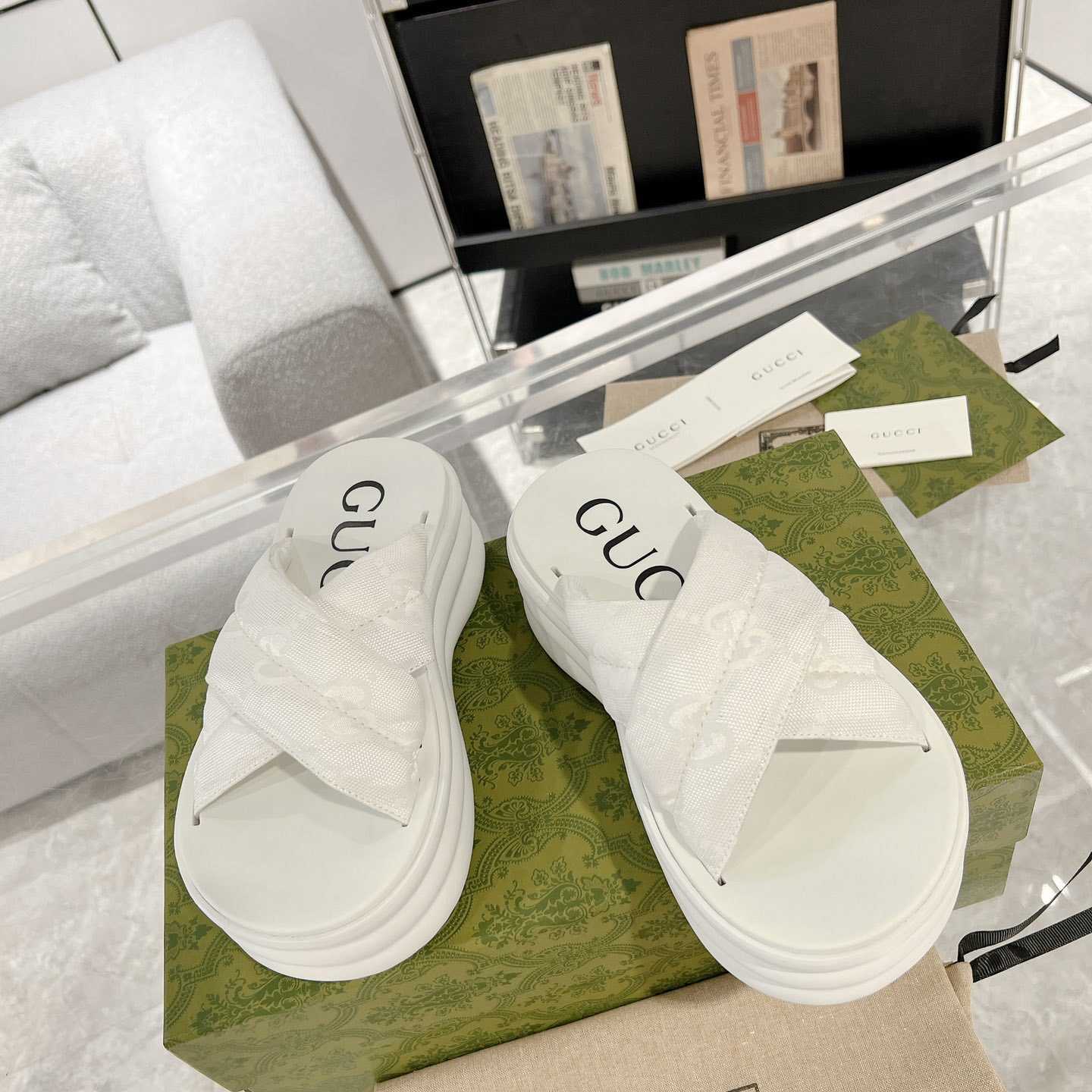 Gucci Women's GG Platform Slide Sandal - FashionPlug