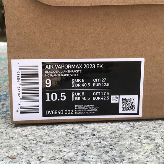 Nike Vapormax 2023 Flyknit Sneakers       DV6840-002  - FashionPlug