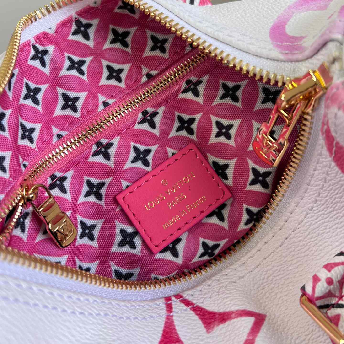 Louis Vuitton Speedy Bandoulière 25 (25x19x15cm)   M23073 - FashionPlug