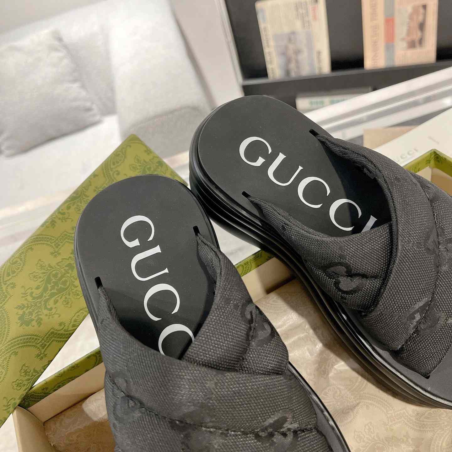 Gucci Women's GG Platform Slide Sandal - FashionPlug