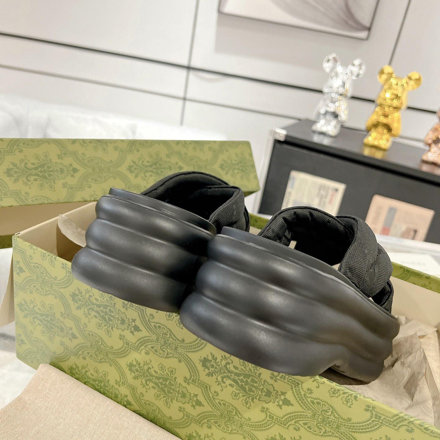 Gucci Women's GG Platform Slide Sandal - FashionPlug