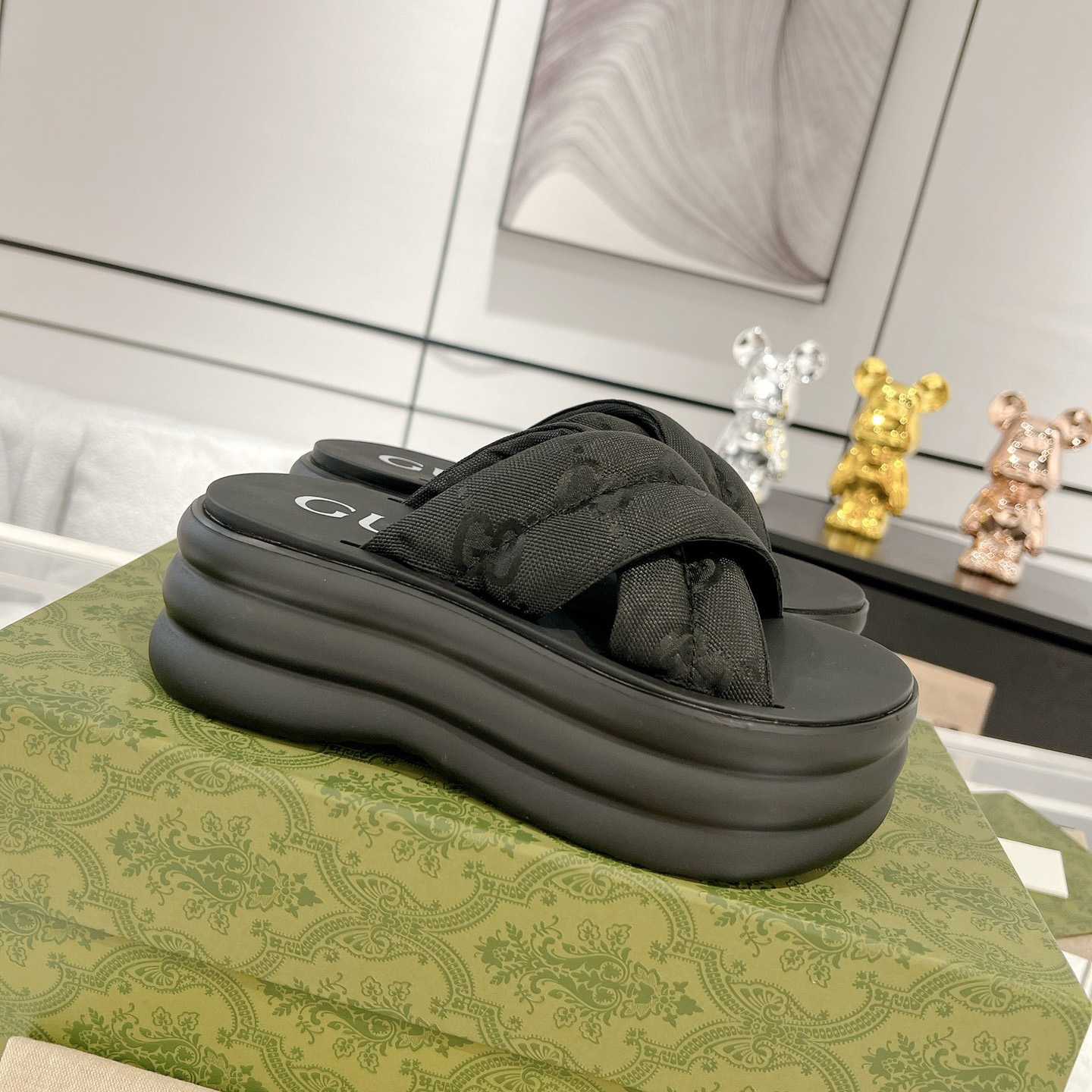 Gucci Women's GG Platform Slide Sandal - FashionPlug