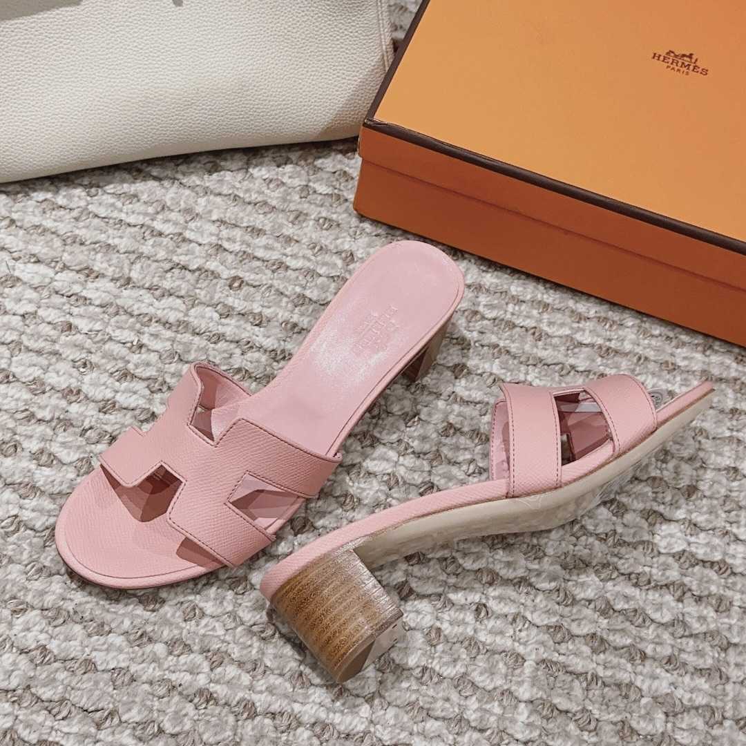 Hermes Oasis Sandal - FashionPlug
