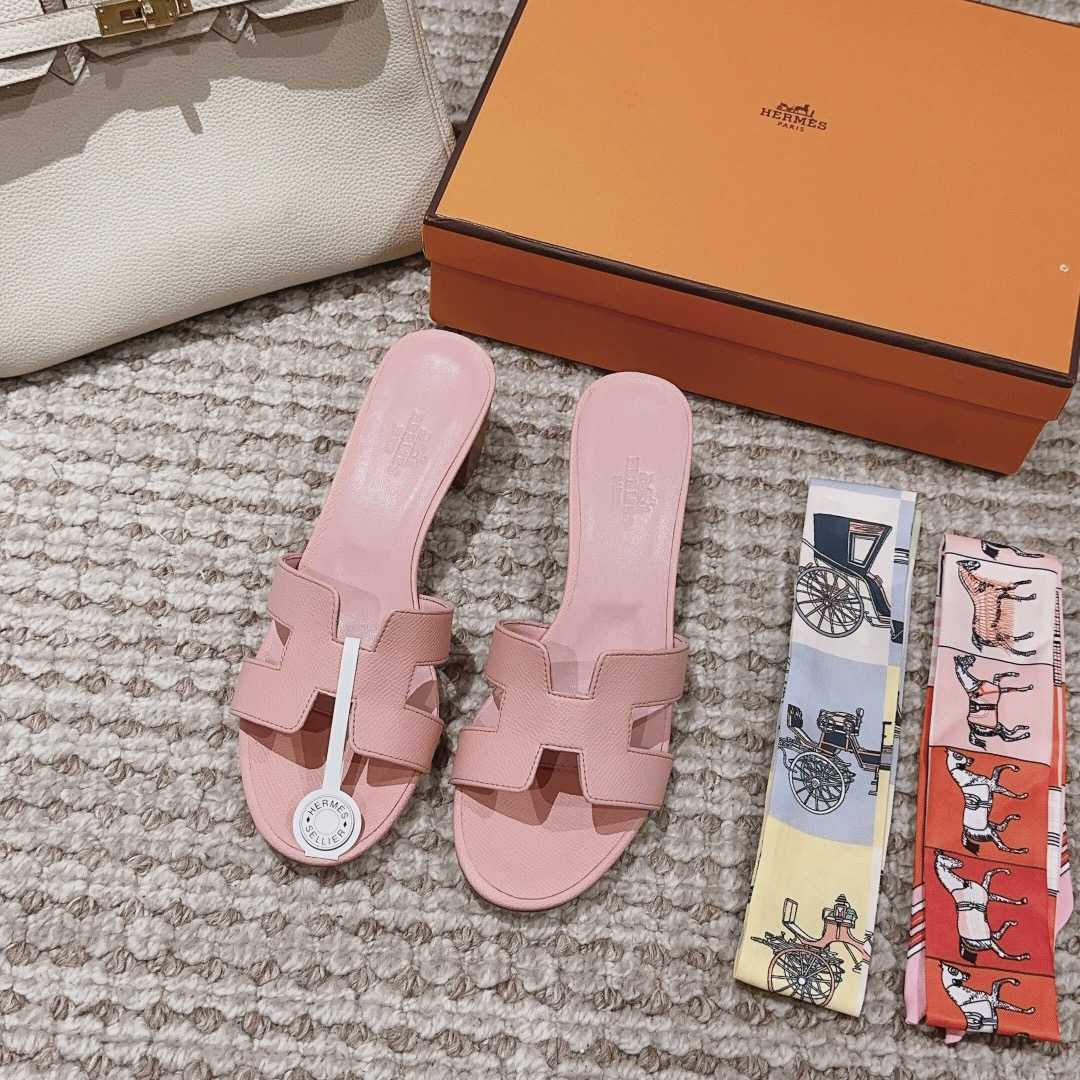 Hermes Oasis Sandal - FashionPlug