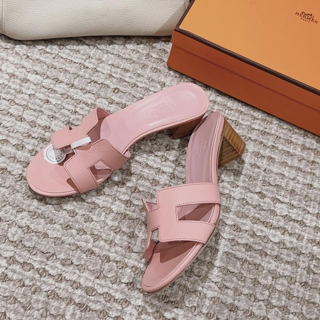 Hermes Oasis Sandal - FashionPlug