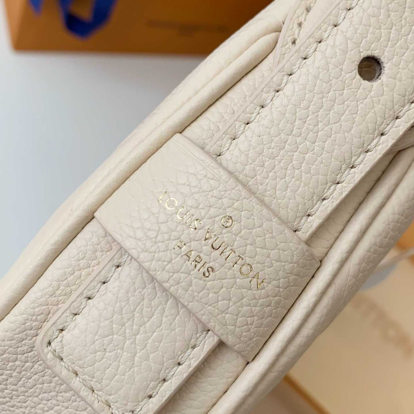Louis Vuitton Mini Moon Monogram Empreinte (20.5*11*5cm)     M82519 - FashionPlug