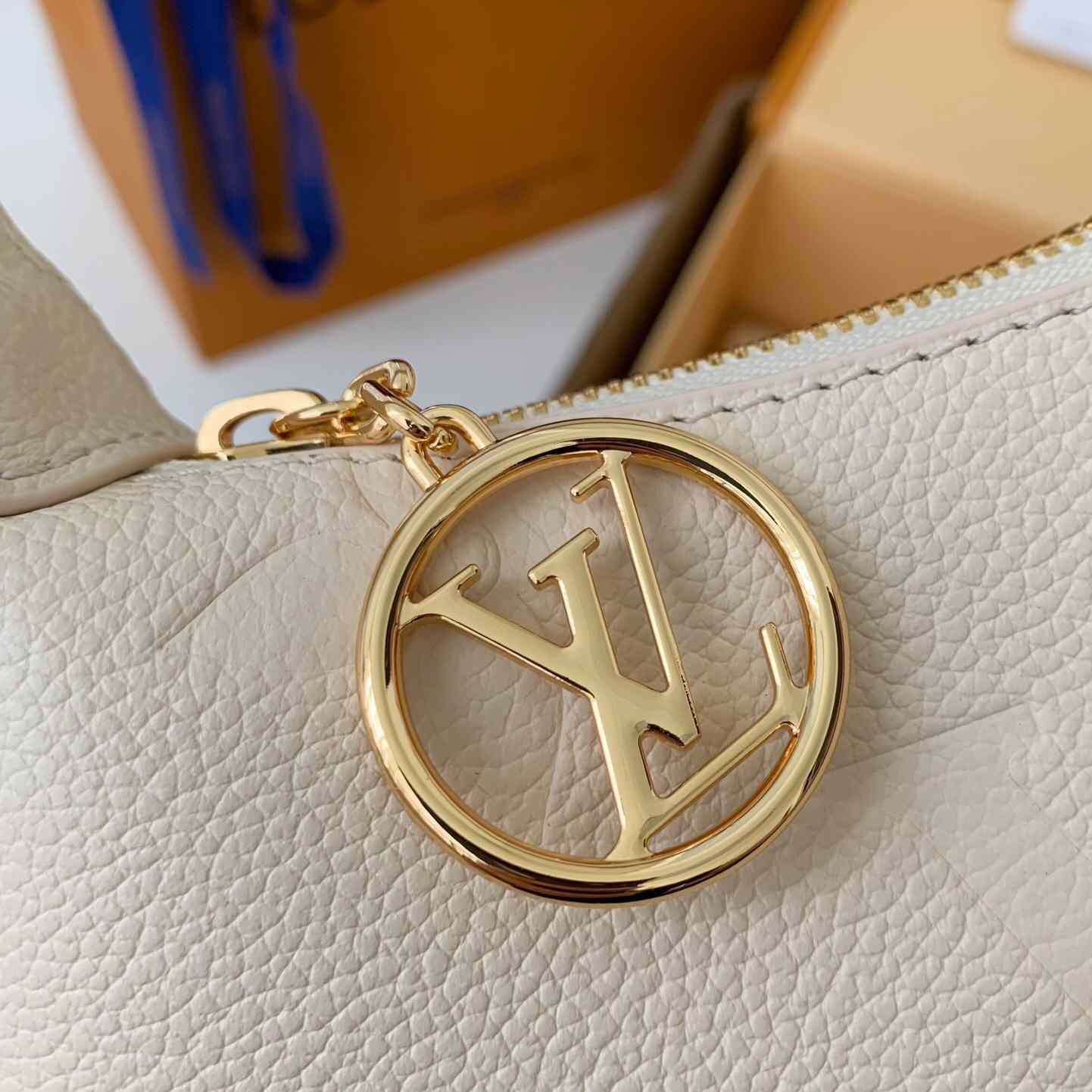 Louis Vuitton Mini Moon Monogram Empreinte (20.5*11*5cm)     M82519 - FashionPlug