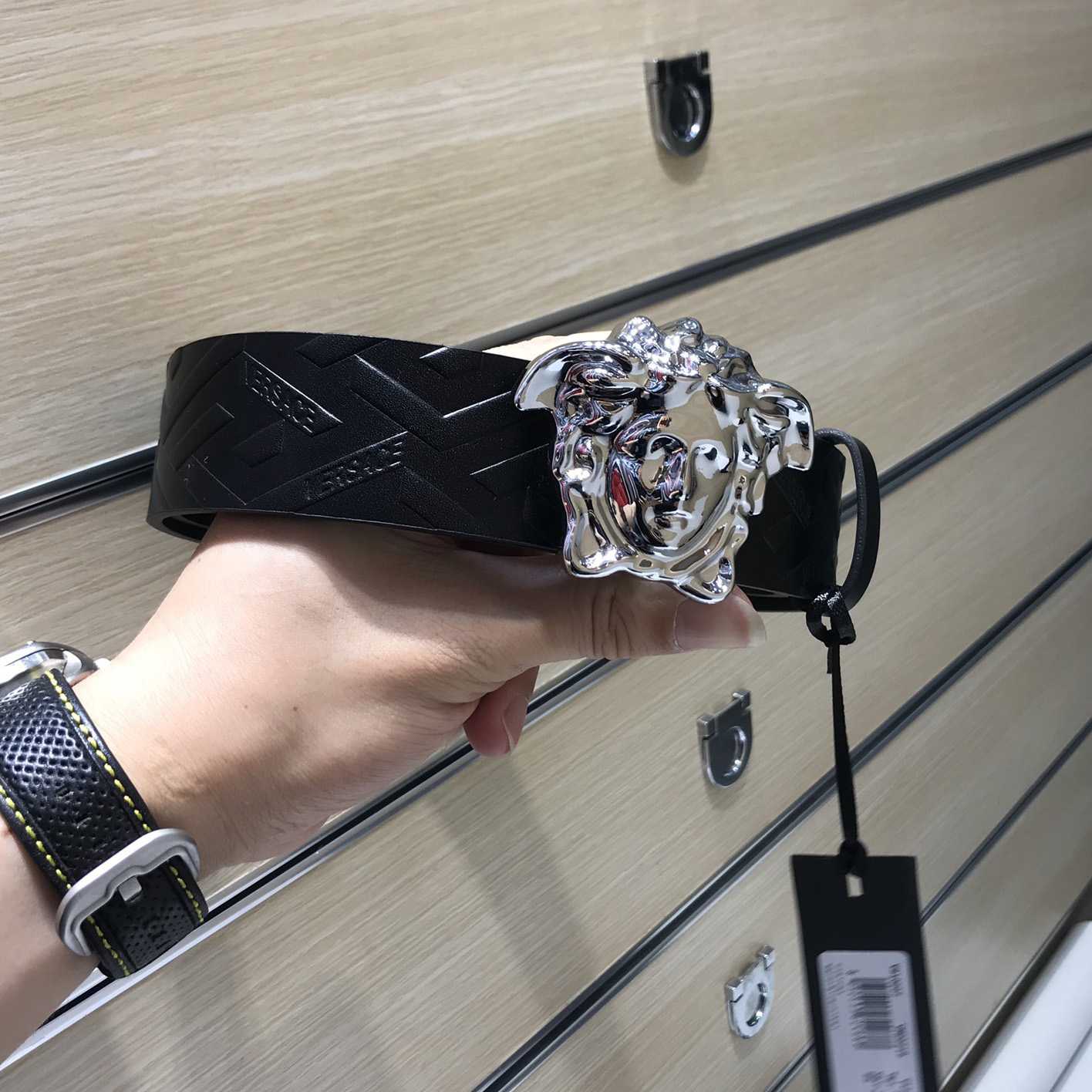 Versace Medusa Leathre Belt 38mm - FashionPlug