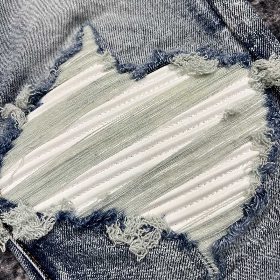 Amiri Jeans  305 - FashionPlug