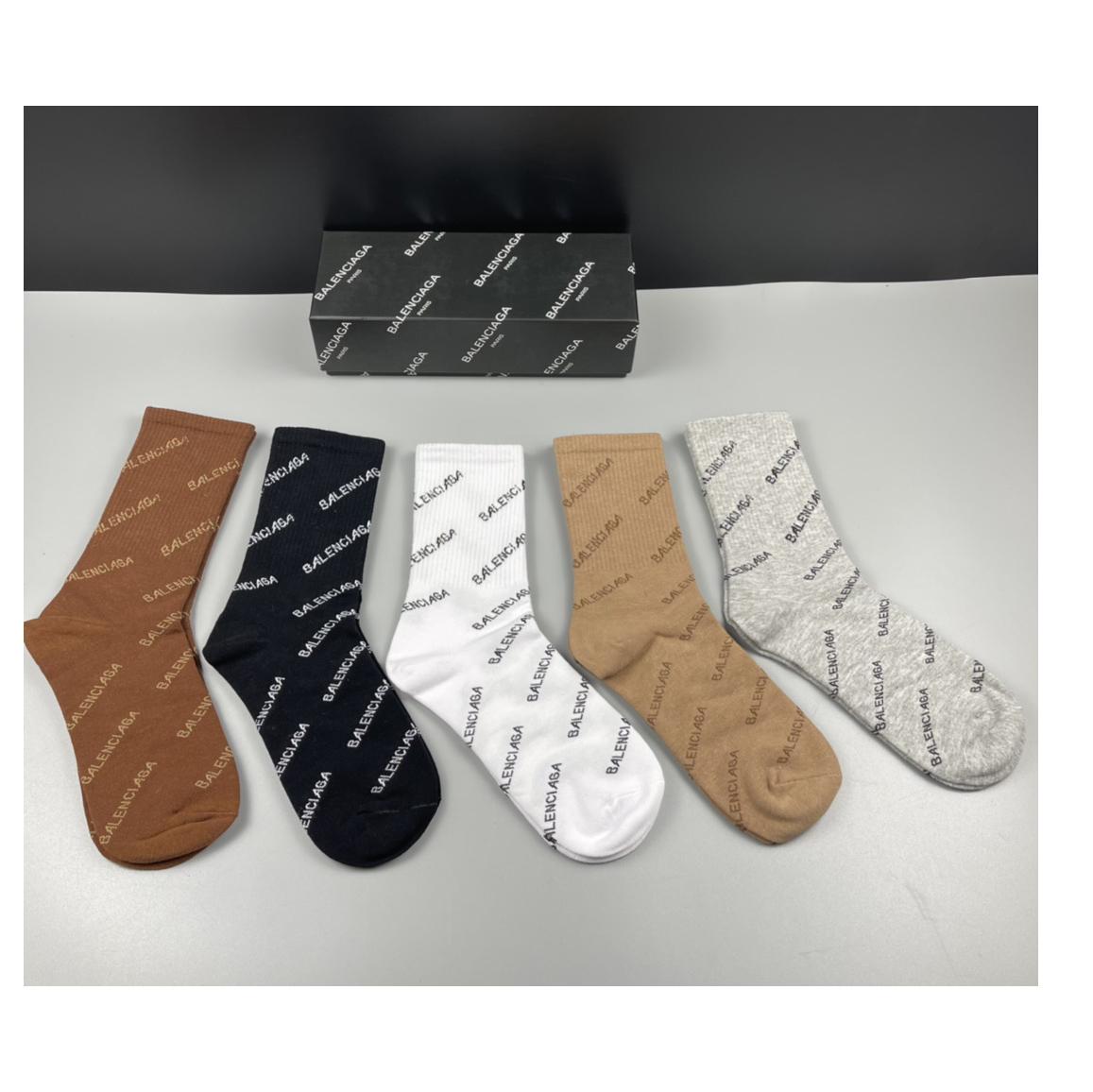 Balenciaga Socks/Box - FashionPlug